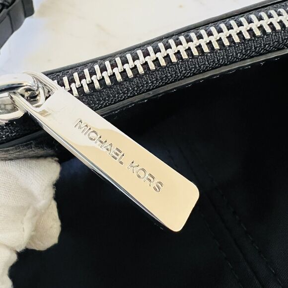 MICHAEL KORS Jane Black Nylon Leather Medium Shoulder Bag - Picture 8 of 12